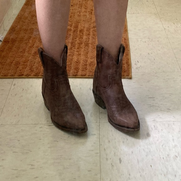 Women’s Frye “Billy” Short Western Boot 6.5 - Picture 8 of 9